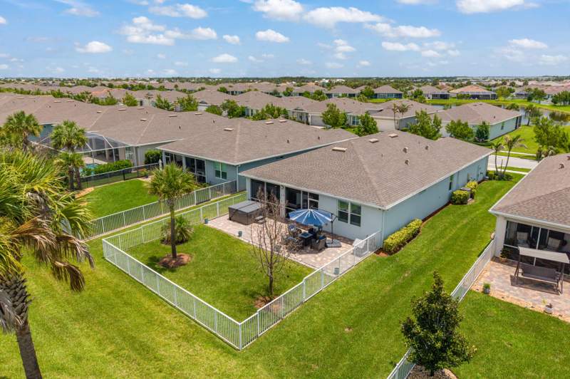 4 bedroom Single Family Residence at 13039 SW Vermillion Circle, Del Webb At Tradition Plat No. 4, Port St. Lucie — photo 2