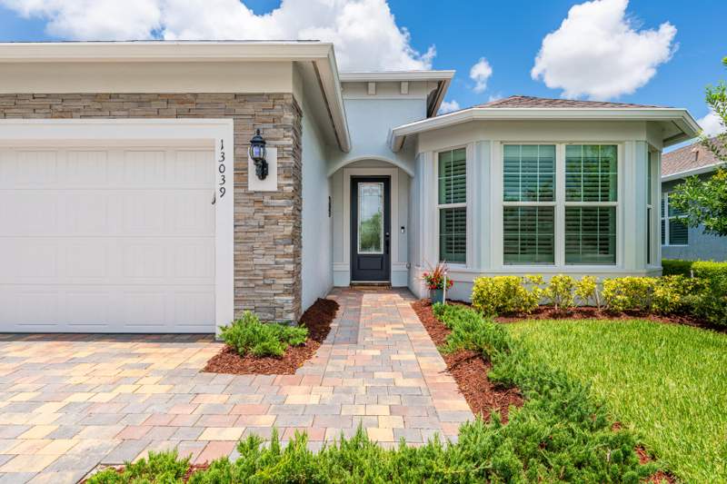 4 bedroom Single Family Residence at 13039 SW Vermillion Circle, Del Webb At Tradition Plat No. 4, Port St. Lucie — photo 3