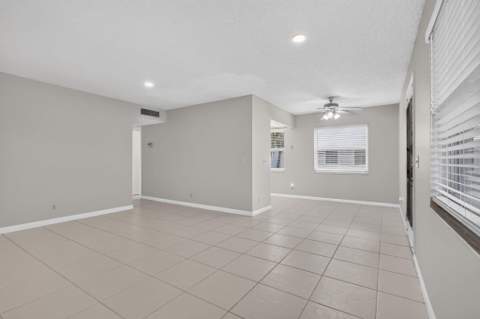 40 Burgundy A, Delray Beach FL - photo 7 of 40