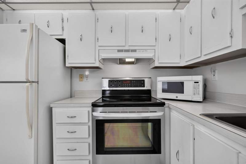 2 bedroom Condominium at 40 Burgundy A, Kings Point Burgundy Condos, Delray Beach — photo 3