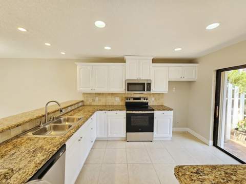17200 Fownes Crescent, Jupiter FL - photo 14 of 30