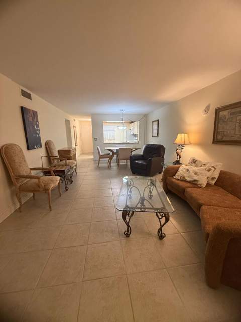 2601 NE 3rd Court #202, Boynton Beach FL - photo 18 of 23