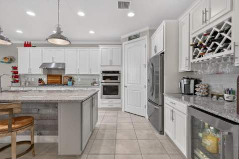 604 SE Monteiro Drive, Port St. Lucie FL - photo 14 of 40