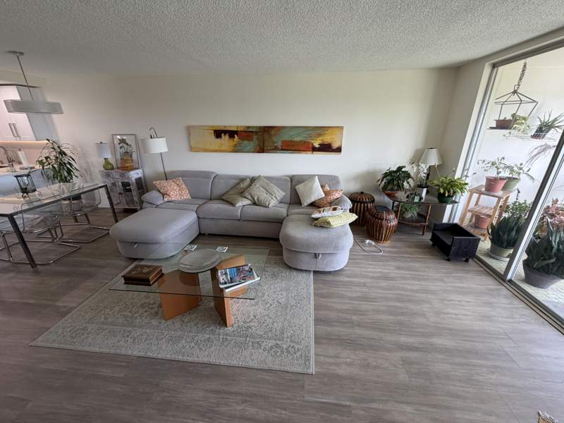 3 bedroom Condominium at 3001 S Course Drive #501, No 18 Palm-Aire Country Club, Pompano Beach — photo 5