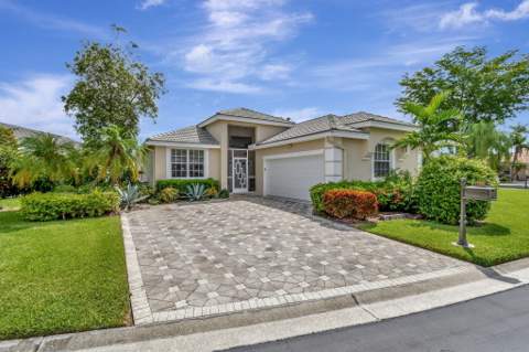 11922 Fountainside Circle, Boynton Beach FL - photo 10 of 59