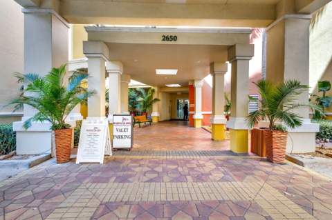 2650 Lake Shore Drive #1005, Riviera Beach FL - photo 12 of 76