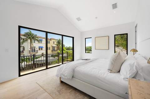 819 Bamboo Lane, Delray Beach FL - photo 18 of 25