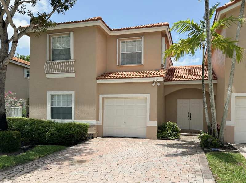4 bedroom Townhouse at 639 NW 130th Way, Pembroke Falls Phase 3, Pembroke Pines — photo 1