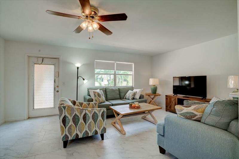1 bedroom Condominium at 222 Saxony #222, Kings Point Saxony Condos, Delray Beach — photo 2