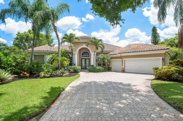 911 Forest Glen Lane home for sale in Binks Forest of the Landings at Wellington