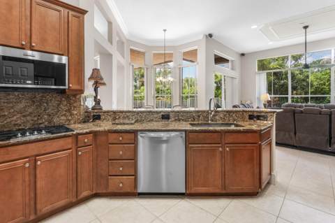 911 Forest Glen Lane, Wellington FL - photo 6 of 38