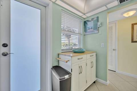 201 N Ocean Boulevard #203, Pompano Beach FL - photo 17 of 30