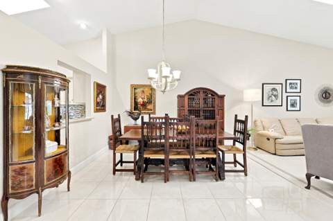 8343 Springlake Drive, Boca Raton FL - photo 11 of 62
