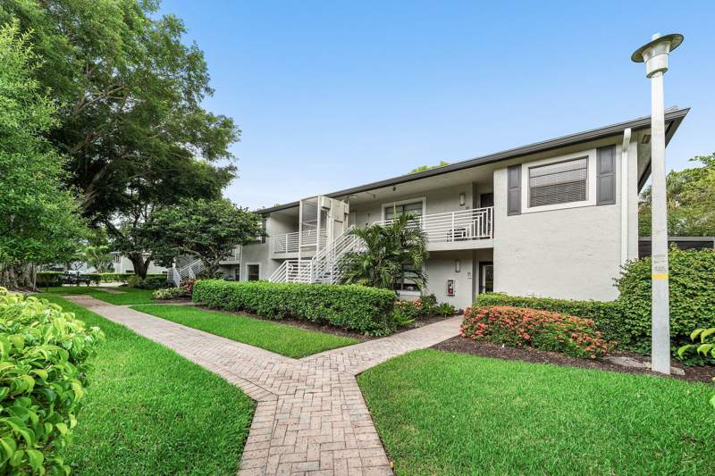 2 bedroom Condominium at 7 Southport Lane #F, Southport At Hunters Run Condo, Boynton Beach — photo 3