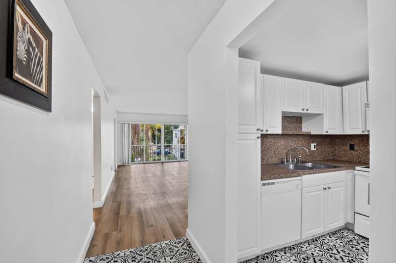 2 bedroom Condominium at 1505 Crescent Circle #B24, Apartments At Timberlake Condo, Lake Park — photo 1