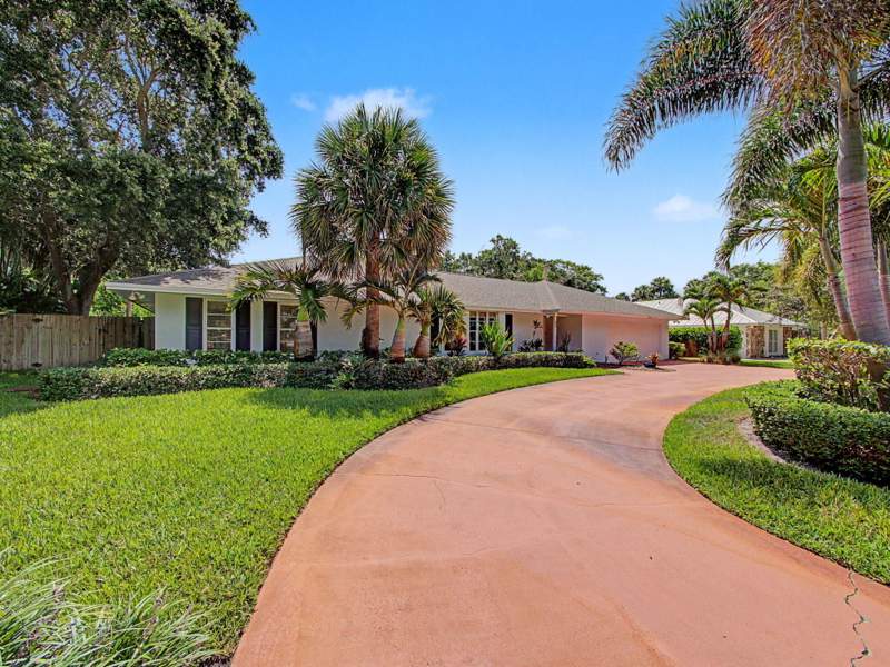 4 bedroom Single Family Residence at 22 Banyan Road, Indialucie, Sewalls Point — photo 4