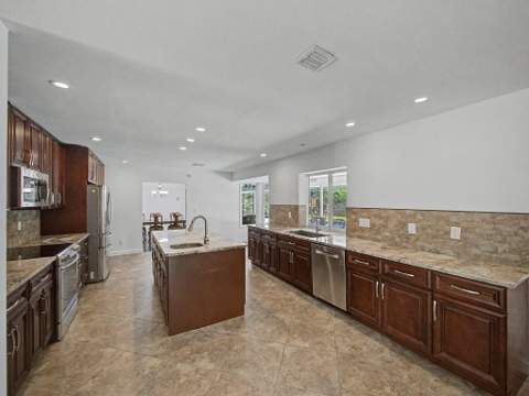 22 Banyan Road, Sewalls Point FL - photo 9 of 47