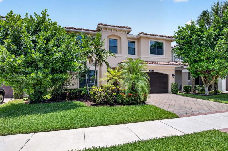 5 bedroom Single Family Residence at 8095 Ironstone Drive, Atlantic Commons Pl 5 / Tuscany, Delray Beach — photo 2