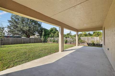 2060 SW Morelia Lane, Port St. Lucie FL - photo 7 of 34