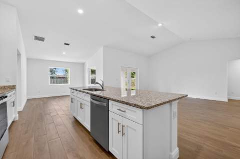 2060 SW Morelia Lane, Port St. Lucie FL - photo 13 of 34