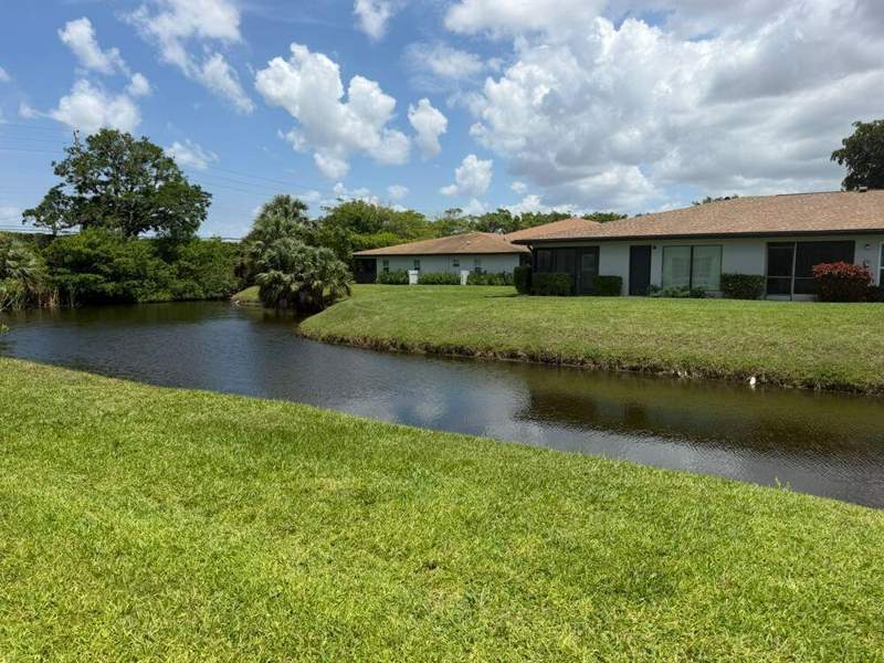 2 bedroom Condominium at 13283 Pineapple Palm Court #B, Palm Greens At Villa Del Ray Condo, Delray Beach — photo 3