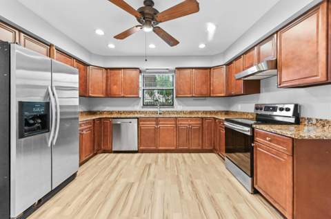 9227 SE Gettysburg Court, Hobe Sound FL - photo 10 of 26