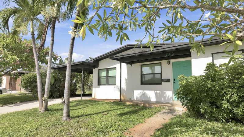 3 bedroom Single Family Residence at 720 S 11th Street, Lantana Heights 6, Lantana — photo 1
