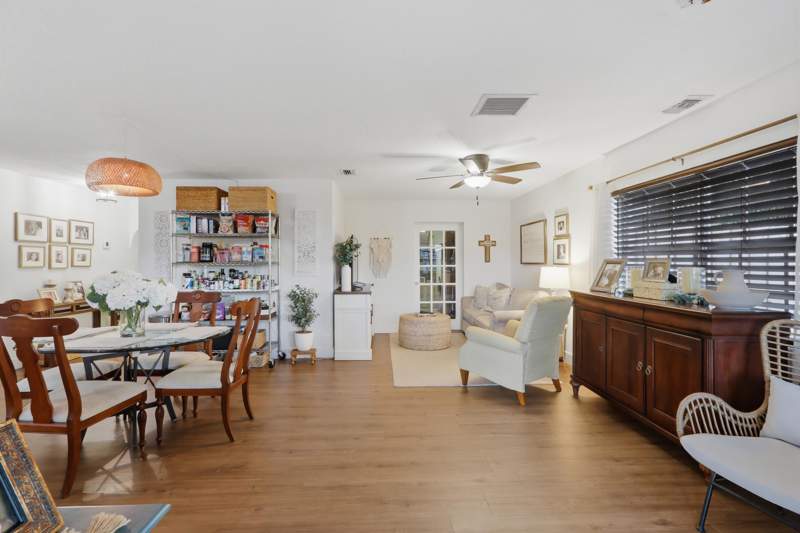 4 bedroom Single Family Residence at 1900 Carissa Road, Fla-Mango Grovelets, Lake Clarke Shores — photo 5