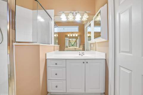 442 NE Leaping Frog Way, Port St. Lucie FL - photo 20 of 48