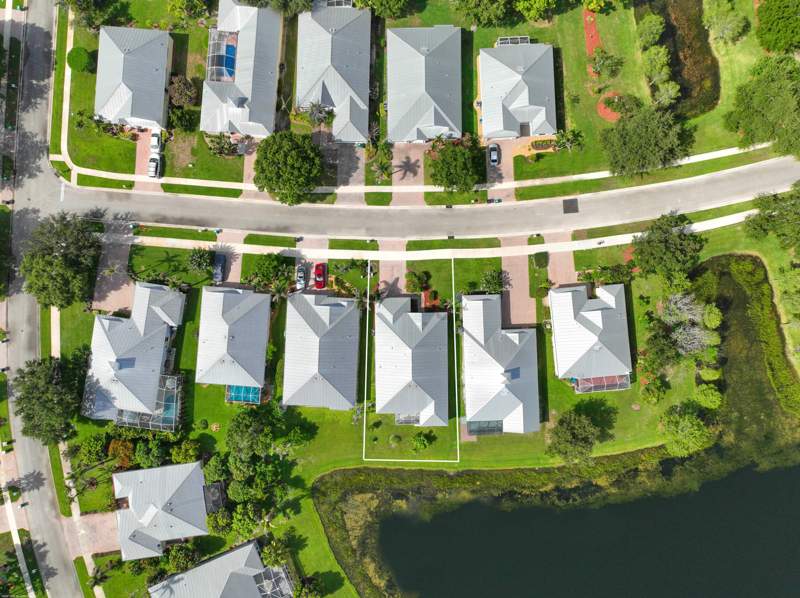 4 bedroom Single Family Residence at 442 NE Leaping Frog Way, River Place On The St Lucie No 3, Port St. Lucie — photo 4