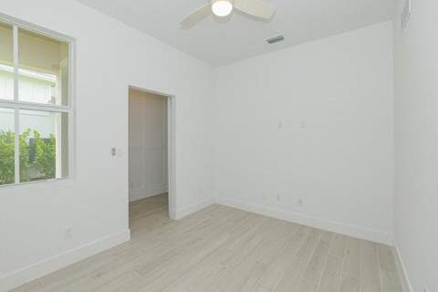 10307 NW Dreamweaver Road, Port St. Lucie FL - photo 10 of 56