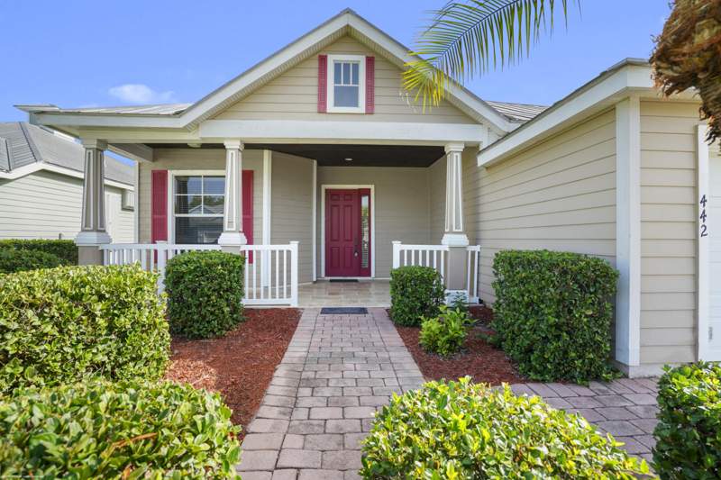 4 bedroom Single Family Residence at 442 NE Leaping Frog Way, River Place On The St Lucie No 3, Port St. Lucie — photo 3
