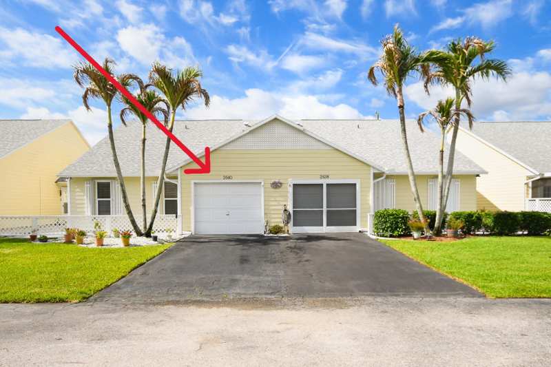 2 bedroom Villa at 2640 SE Tropical East Circle, Tropical East, Port St. Lucie — photo 1