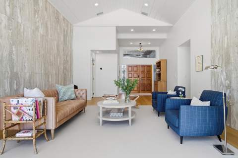 2308 Embassy Drive, West Palm Beach FL - photo 8 of 36