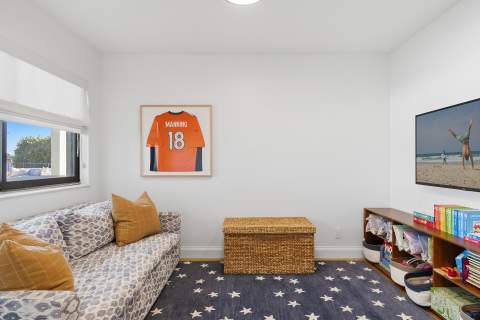 2308 Embassy Drive, West Palm Beach FL - photo 14 of 36
