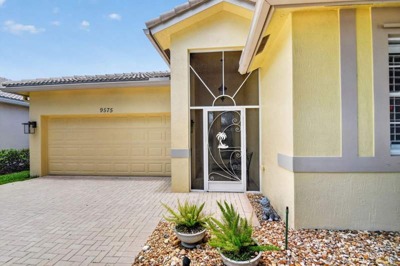 3 bedroom Single Family Residence at 9575 Sandpiper Shores Way, Baywinds Rpd 12, West Palm Beach — photo 4