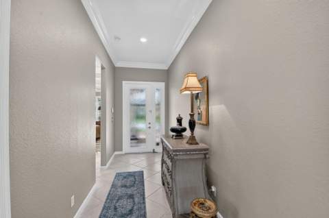 9575 Sandpiper Shores Way, West Palm Beach FL - photo 8 of 95