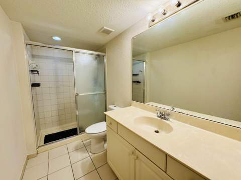 1954 Freeport Lane #1954, Riviera Beach FL - photo 11 of 17