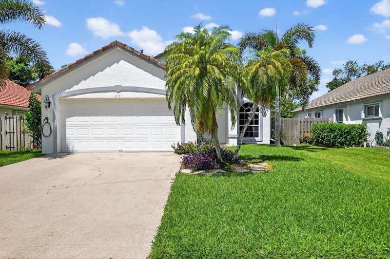 3 bedroom Single Family Residence at 1891 Oak Berry Circle, Wellingtons Edge Par 76 Ph 1, Wellington — photo 1