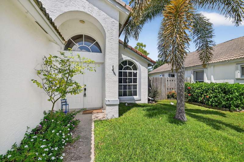3 bedroom Single Family Residence at 1891 Oak Berry Circle, Wellingtons Edge Par 76 Ph 1, Wellington — photo 4
