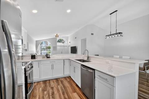 1891 Oak Berry Circle, Wellington FL - photo 16 of 77