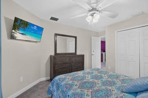 11 SE Flamenco Way, Port St. Lucie FL - photo 18 of 45