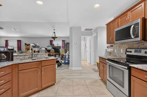 11 SE Flamenco Way, Port St. Lucie FL - photo 12 of 45