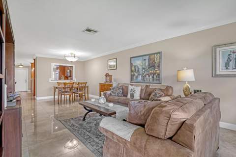 5620 Spindle Palm Court #E, Delray Beach FL - photo 10 of 21