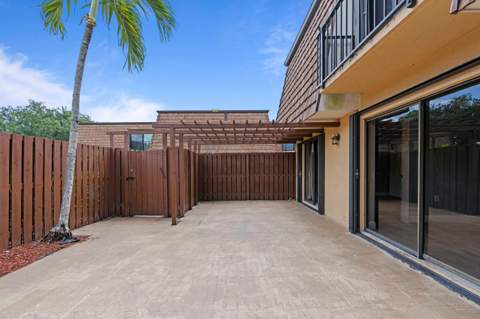 1405 14th Lane, Greenacres FL - photo 6 of 25