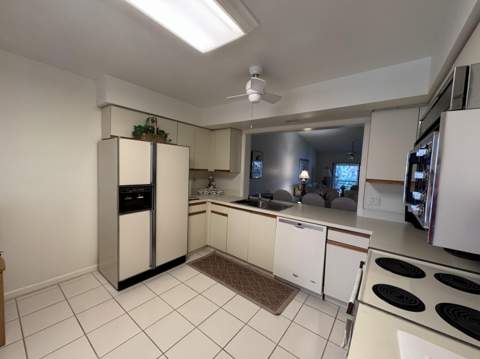 11190 Aspen Glen Drive, Boynton Beach FL - photo 10 of 33