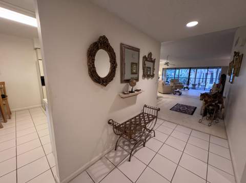 11190 Aspen Glen Drive, Boynton Beach FL - photo 6 of 33