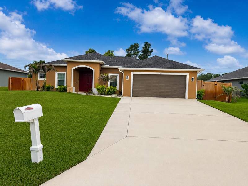 3 bedroom Single Family Residence at 170 SW Pilsner Circle, Port St Lucie Section 34, Port St. Lucie — photo 2