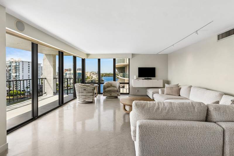 2 bedroom Condominium at 936 Intracoastal Drive #12h, Corinthian On The Intracoastal, Fort Lauderdale — photo 3