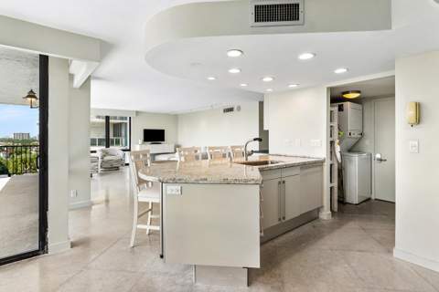 936 Intracoastal Drive #12h, Fort Lauderdale FL - photo 7 of 30